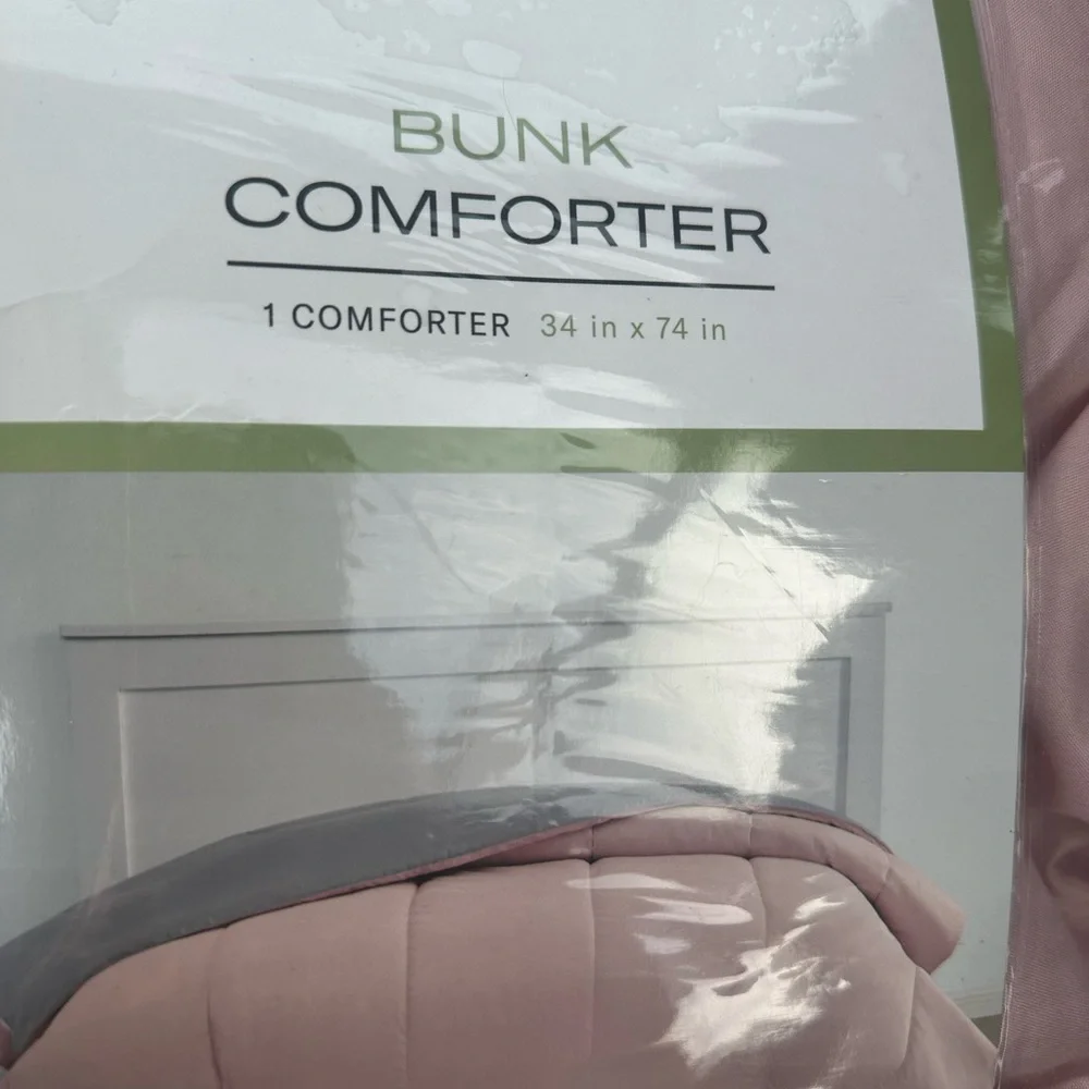 NWT’s Enclave Pink and Gray Bunk Comforter 34 in x 74 in for RV’s and Boats